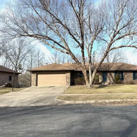 Buy this 3 bed house on 3670 Bray Avenue in Columbia, MO 65203