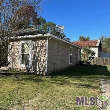 Buy this 3 bed house on 604 Singletary Street in New Roads, LA 70760