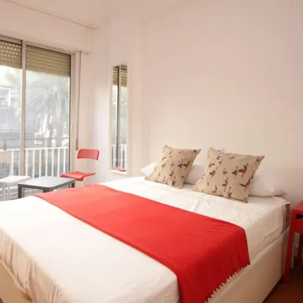 Rent this 7 bed room on Carrer de González Tablas in 5, 08034 Barcelona