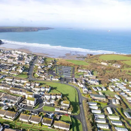 Buy this 2 bed apartment on Atlantic Drive in Broad Haven, SA62 3JB