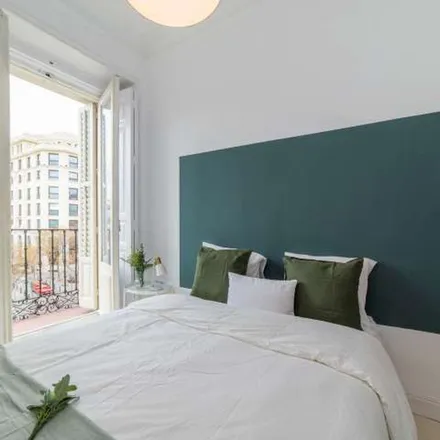 Image 6 - Calle de Campoamor, 6, 28004 Madrid, Spain - Apartment for rent
