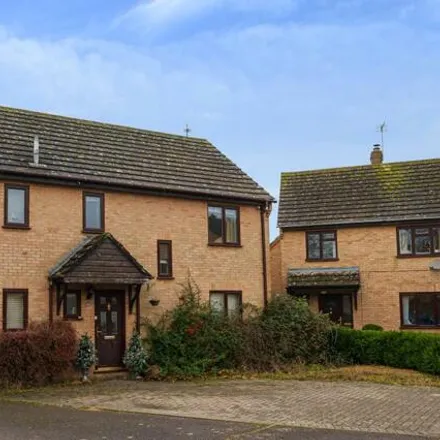Buy this 4 bed house on A415 in Ducklington, OX29 7XY