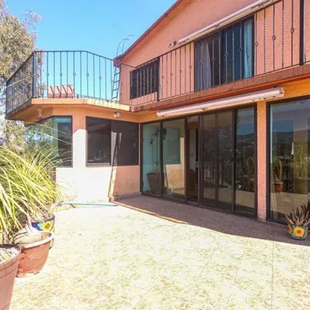 Buy this 3 bed house on Villa de los Fresnos in Colonia Paseos del Bosque, 53200 Naucalpan de Juárez