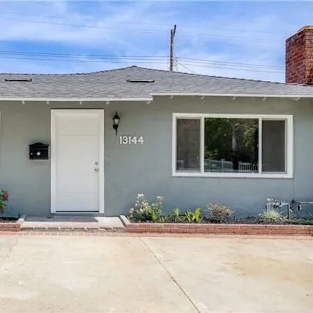 Image 6 - 13148 Beaver Street, Los Angeles, CA 91342, USA - House for sale