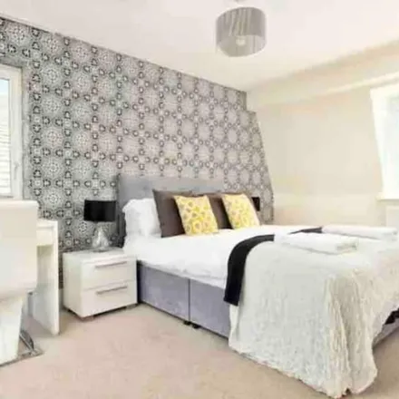 Rent this 2 bed apartment on Somerford Keynes in GL7 6FQ, United Kingdom