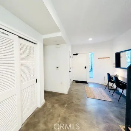 Image 7 - 5250 Bangor Street, Los Angeles, CA 90016, USA - Townhouse for rent