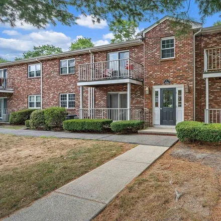 Buy this 1 bed condo on B in 4;6 Kingswood Drive, Abington
