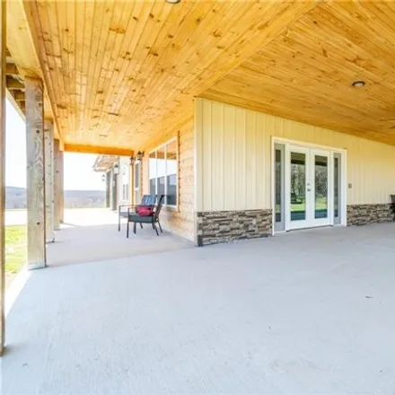 Image 8 - 16975 Gann Ridge Road, Garfield, Benton County, AR 72732, USA - House for sale