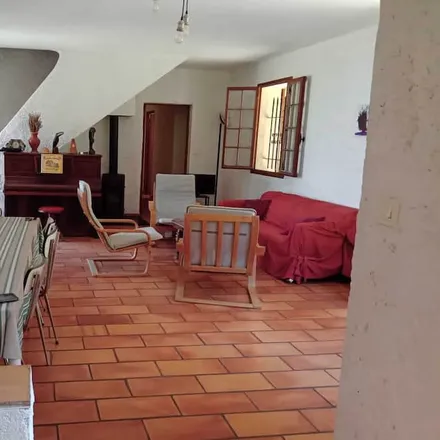 Rent this 4 bed house on 84400 Saignon