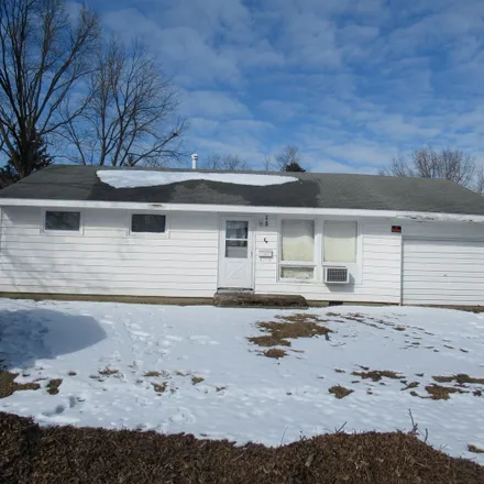 Buy this 3 bed house on 1533 Eater Drive in Rantoul, IL 61866