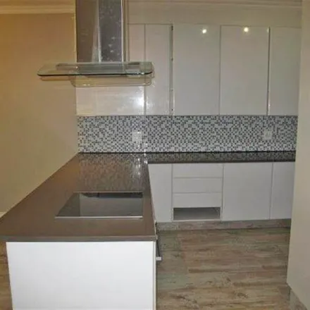 Rent this 2 bed apartment on Cecil Avenue in Melrose, Rosebank