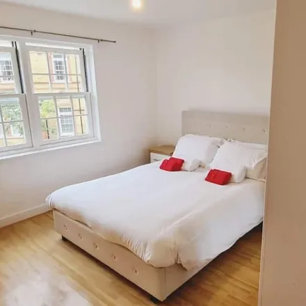 Image 2 - London, N21 1UL, United Kingdom - Apartment for rent