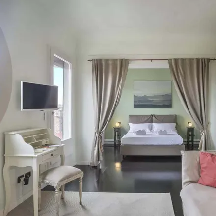 Rent this 1 bed apartment on rasoi hair jazz in Via Ghibellina, 55