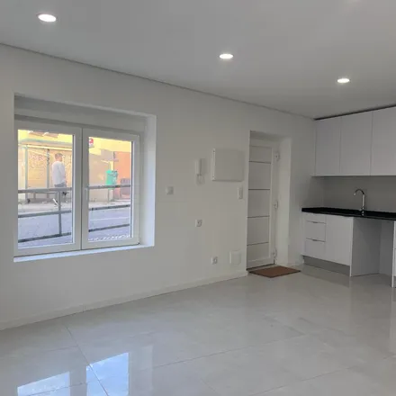 Rent this 2 bed apartment on Gentlemem's Code - Barbearia in Rua Alfredo Vitorino da Costa 66, 2695-772 São João da Talha