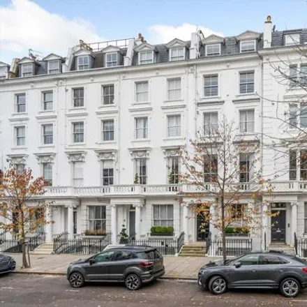 Image 8 - 32 Palace Gardens Terrace, London, W8 4RS, United Kingdom - Apartment for sale