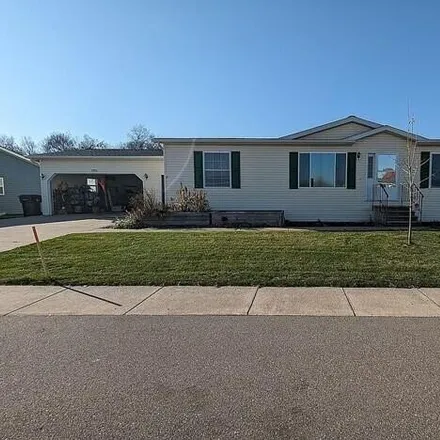 Buy this 3 bed house on M-43 in South Haven Charter Township, MI 49090
