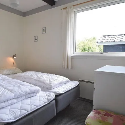 Rent this 4 bed house on Region Midtjylland Regionshuset in Emil Møllers Gade, 8700 Horsens