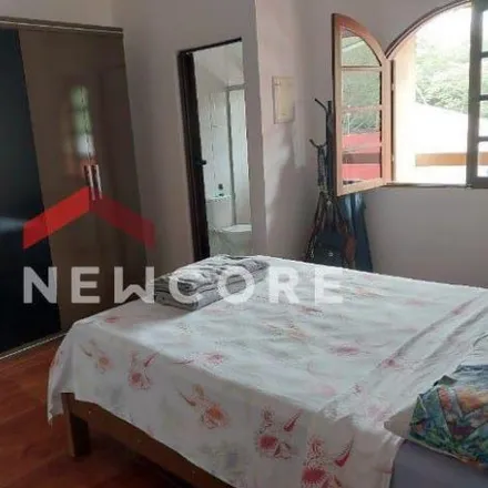 Buy this 2 bed house on Rua Hanna Youssef Chabchoul in Campos de São José, São José dos Campos - SP