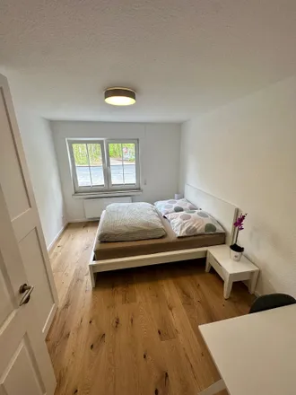 Rent this 3 bed apartment on Odenthaler Straße 293 in 51069 Cologne, Germany