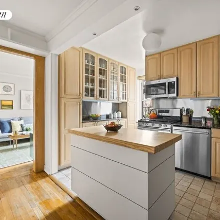 Image 4 - 210 Congress Street, New York, NY 11201, USA - Townhouse for sale