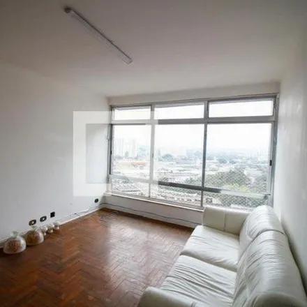 Rent this 2 bed apartment on Parada 1/2/3 - Comendador Cantinho in Rua Comendador Cantinho, Vila Laís