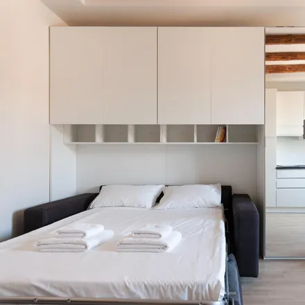 Rent this studio apartment on Via Carlo Imbonati in 20159 Milan MI, Italy