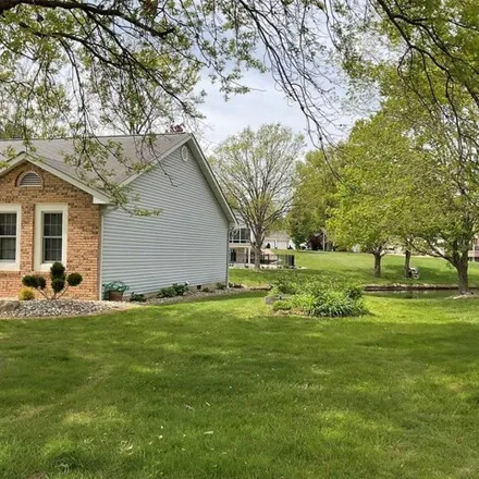 Image 3 - 279 Sunflower Drive, Highland, IL 62249, USA - House for sale