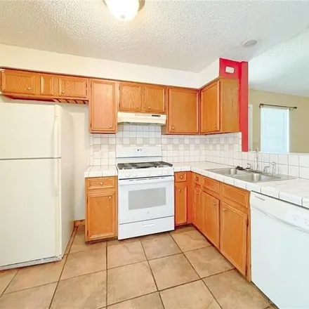Image 6 - 2400 Berkett Dr Unit A, Austin, Texas, 78745 - Apartment for rent