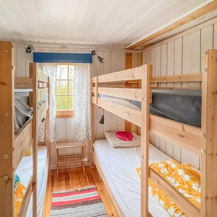 Rent this 3 bed house on Fåvang in Stasjonsvegen, 2634 Fåvang