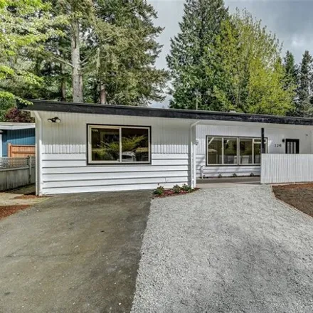 Buy this 4 bed house on 192 North 193rd Street in Shoreline, WA 98133