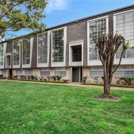 Buy this 2 bed condo on Memorial Drive in Houston, TX 77278