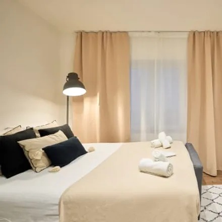 Rent this studio apartment on Boulevard Anspach - Anspachlaan 145 in 1000 Brussels, Belgium