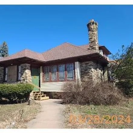 Buy this 4 bed house on 2703 North 38th Street in Milwaukee, WI 53210