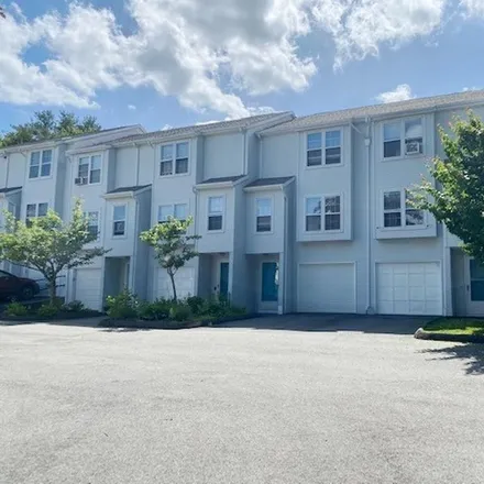 Buy this 2 bed condo on 64 Deerwood Lane in Waterbury, CT 06704