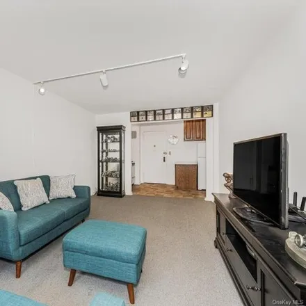 Image 3 - 485 E Lincoln Ave Apt 409, Mount Vernon, New York, 10552 - Apartment for sale