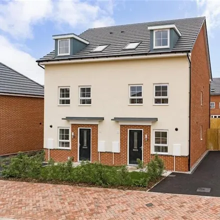 Rent this 3 bed duplex on Pembrey Drive in Stoke-on-Trent, ST4 8GS
