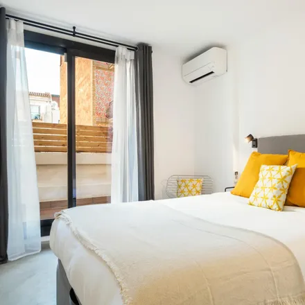 Rent this 3 bed apartment on Bota Bar in Carrer de Blai, 08001 Barcelona
