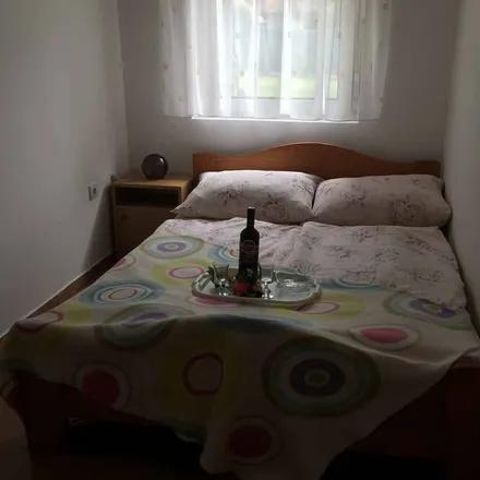 Rent this 1 bed house on Balatonfenyves in Balaton utca, 8646