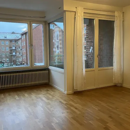 Rent this 1 bed apartment on Mellersta Stenbocksgatan 19B in 254 37 Helsingborg, Sweden