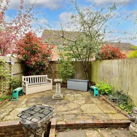 Image 2 - 2 Orchard Close, Old Wivelsfield, RH15 0GF, United Kingdom - Townhouse for sale