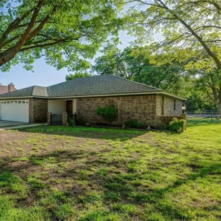 Image 2 - 404 Huggins Drive, Springtown, Parker County, TX 76082, USA - House for sale