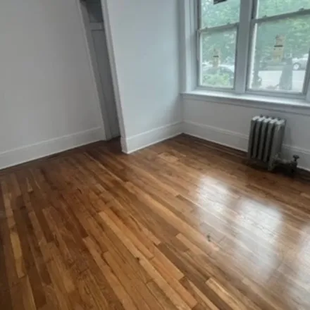 Rent this 4 bed townhouse on 3711 Avenue M in New York, NY 11234