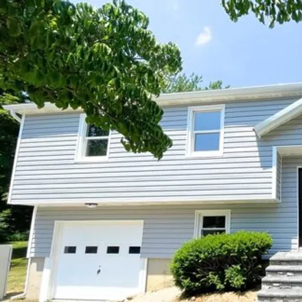 Buy this 5 bed house on 141 Bradford Rd in Torrington, Connecticut