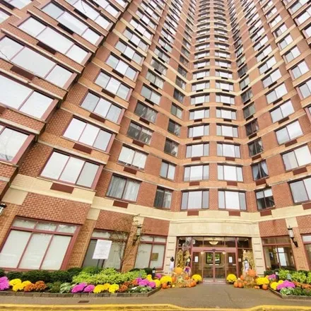 Image 2 - The Palisades Private Residences, River Road, Fort Lee, NJ 07024, USA - Condo for sale