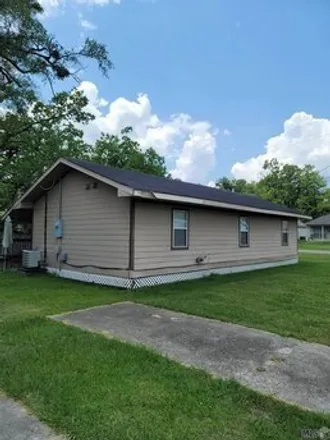 Buy this 2 bed house on 152 North Frances Avenue in Gonzales, LA 70737