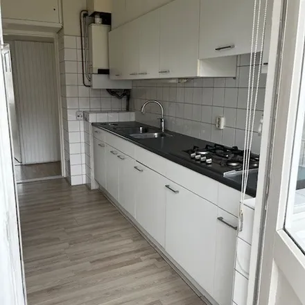 Image 1 - Sint Gangulphusplein 14-1, 6832 AT Arnhem, Netherlands - Apartment for rent