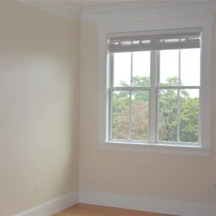 Image 5 - 2 Silver St Apt 13, Dover, New Hampshire, 03820 - Apartment for rent