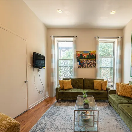 Image 3 - 192 Madison Street, New York, NY 11216, USA - Duplex for sale