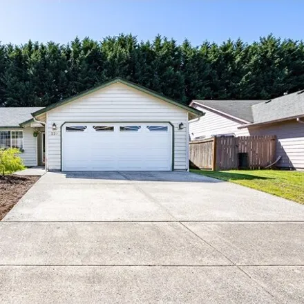 Buy this 3 bed house on 12201 Northeast 71st Street in Vancouver, WA 98682