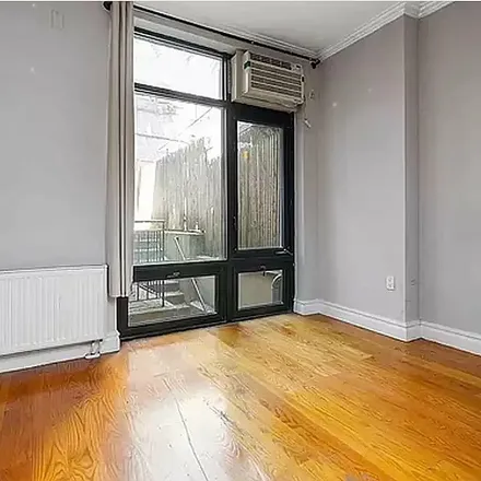 Rent this 3 bed apartment on 89 Clinton Street in New York, NY 10002